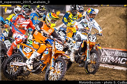8_supercross_2015_anaheim_3.jpg