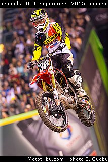 bisceglia_001_supercross_2015_anaheim_3.jpg