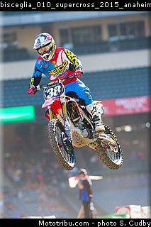 bisceglia_010_supercross_2015_anaheim_3.jpg