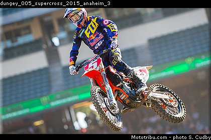 dungey_005_supercross_2015_anaheim_3.jpg