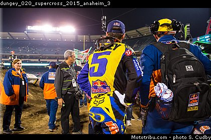 dungey_020_supercross_2015_anaheim_3.jpg