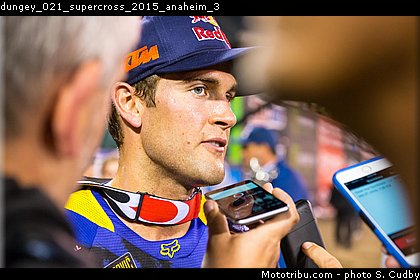 dungey_021_supercross_2015_anaheim_3.jpg