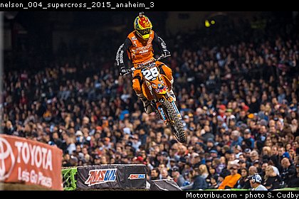 nelson_004_supercross_2015_anaheim_3.jpg