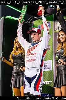 seely_001_supercross_2015_anaheim_3.jpg