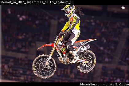 stewart_m_007_supercross_2015_anaheim_3.jpg