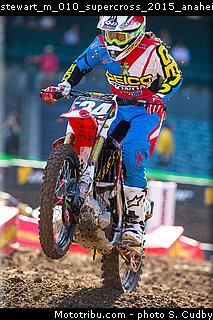 stewart_m_010_supercross_2015_anaheim_3.jpg