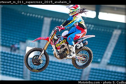 stewart_m_011_supercross_2015_anaheim_3.jpg