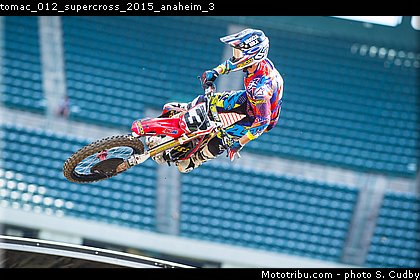 tomac_012_supercross_2015_anaheim_3.jpg