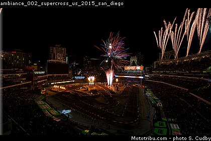 ambiance_002_supercross_us_2015_san_diego.jpg