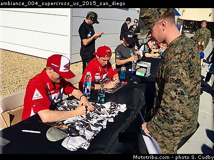 ambiance_004_supercross_us_2015_san_diego.jpg