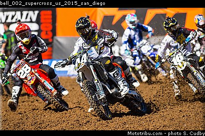bell_002_supercross_us_2015_san_diego.jpg