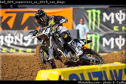 bell_009_supercross_us_2015_san_diego.jpg