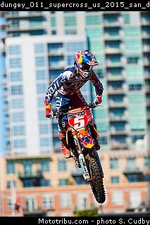 dungey_011_supercross_us_2015_san_diego.jpg