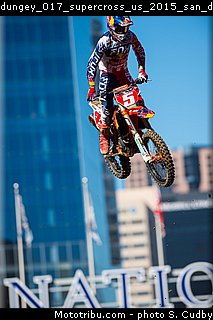 dungey_017_supercross_us_2015_san_diego.jpg
