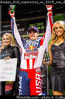 dungey_018_supercross_us_2015_san_diego.jpg