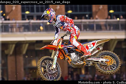 dungey_020_supercross_us_2015_san_diego.jpg
