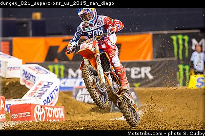 dungey_021_supercross_us_2015_san_diego.jpg