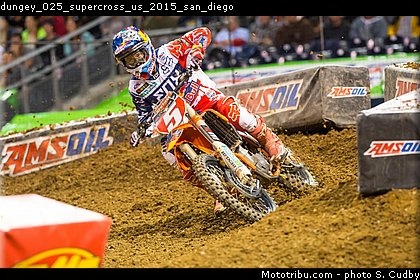 dungey_025_supercross_us_2015_san_diego.jpg