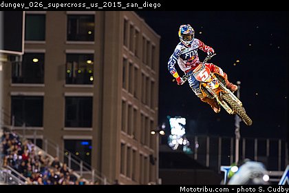 dungey_026_supercross_us_2015_san_diego.jpg