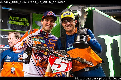 dungey_008_supercross_us_2015_arlington.jpg