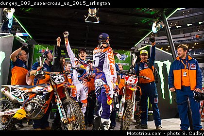 dungey_009_supercross_us_2015_arlington.jpg