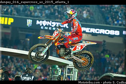 dungey_016_supercross_us_2015_atlanta_1.jpg