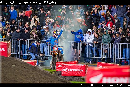 dungey_016_supercross_2015_daytona.jpg