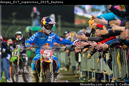 dungey_017_supercross_2015_daytona.jpg