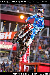 dungey_020_supercross_2015_daytona.jpg