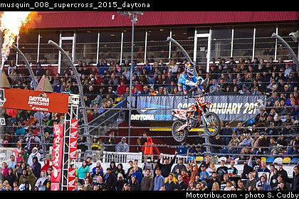 musquin_008_supercross_2015_daytona.jpg