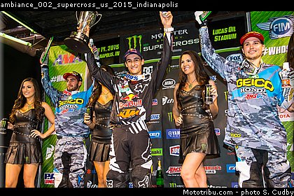 ambiance_002_supercross_us_2015_indianapolis.jpg