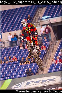 bogle_002_supercross_us_2015_indianapolis.jpg