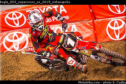 bogle_003_supercross_us_2015_indianapolis.jpg