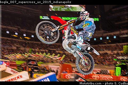 bogle_007_supercross_us_2015_indianapolis.jpg