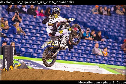 davalos_002_supercross_us_2015_indianapolis.jpg