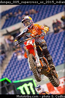 dungey_005_supercross_us_2015_indianapolis.jpg