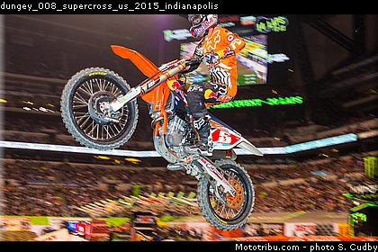 dungey_008_supercross_us_2015_indianapolis.jpg