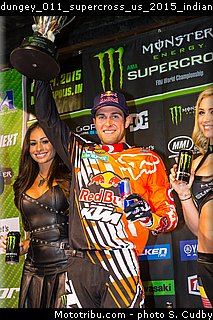 dungey_011_supercross_us_2015_indianapolis.jpg