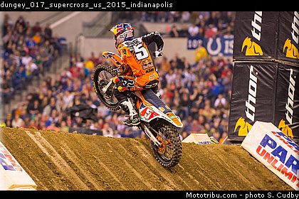 dungey_017_supercross_us_2015_indianapolis.jpg