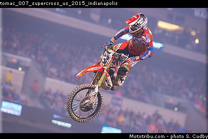 tomac_007_supercross_us_2015_indianapolis.jpg
