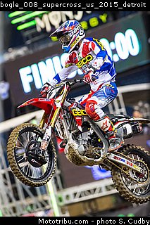 bogle_008_supercross_us_2015_detroit.jpg