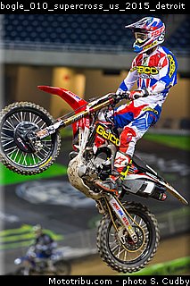 bogle_010_supercross_us_2015_detroit.jpg