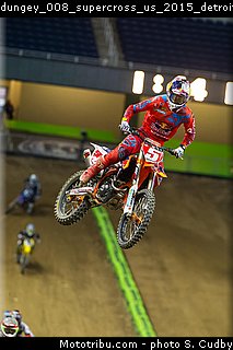 dungey_008_supercross_us_2015_detroit.jpg