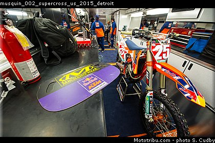 musquin_002_supercross_us_2015_detroit.jpg