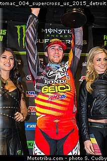 tomac_004_supercross_us_2015_detroit.jpg