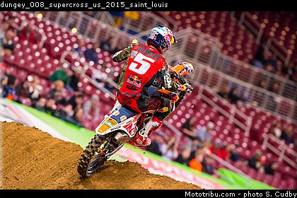 dungey_008_supercross_us_2015_saint_louis.jpg
