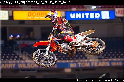 dungey_011_supercross_us_2015_saint_louis.jpg