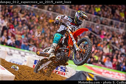 dungey_012_supercross_us_2015_saint_louis.jpg