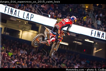 dungey_016_supercross_us_2015_saint_louis.jpg