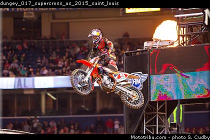 dungey_017_supercross_us_2015_saint_louis.jpg